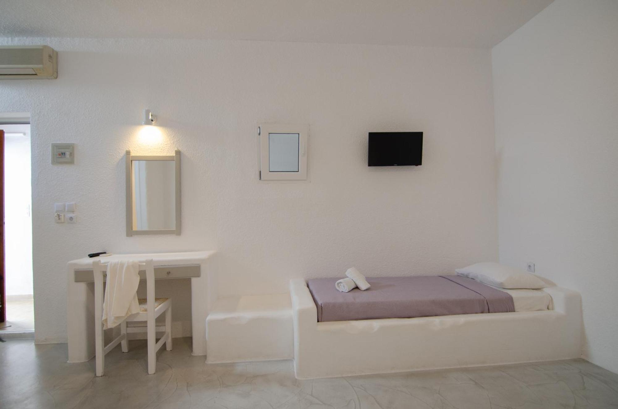 Sunrise Hotel Chora  Luaran gambar