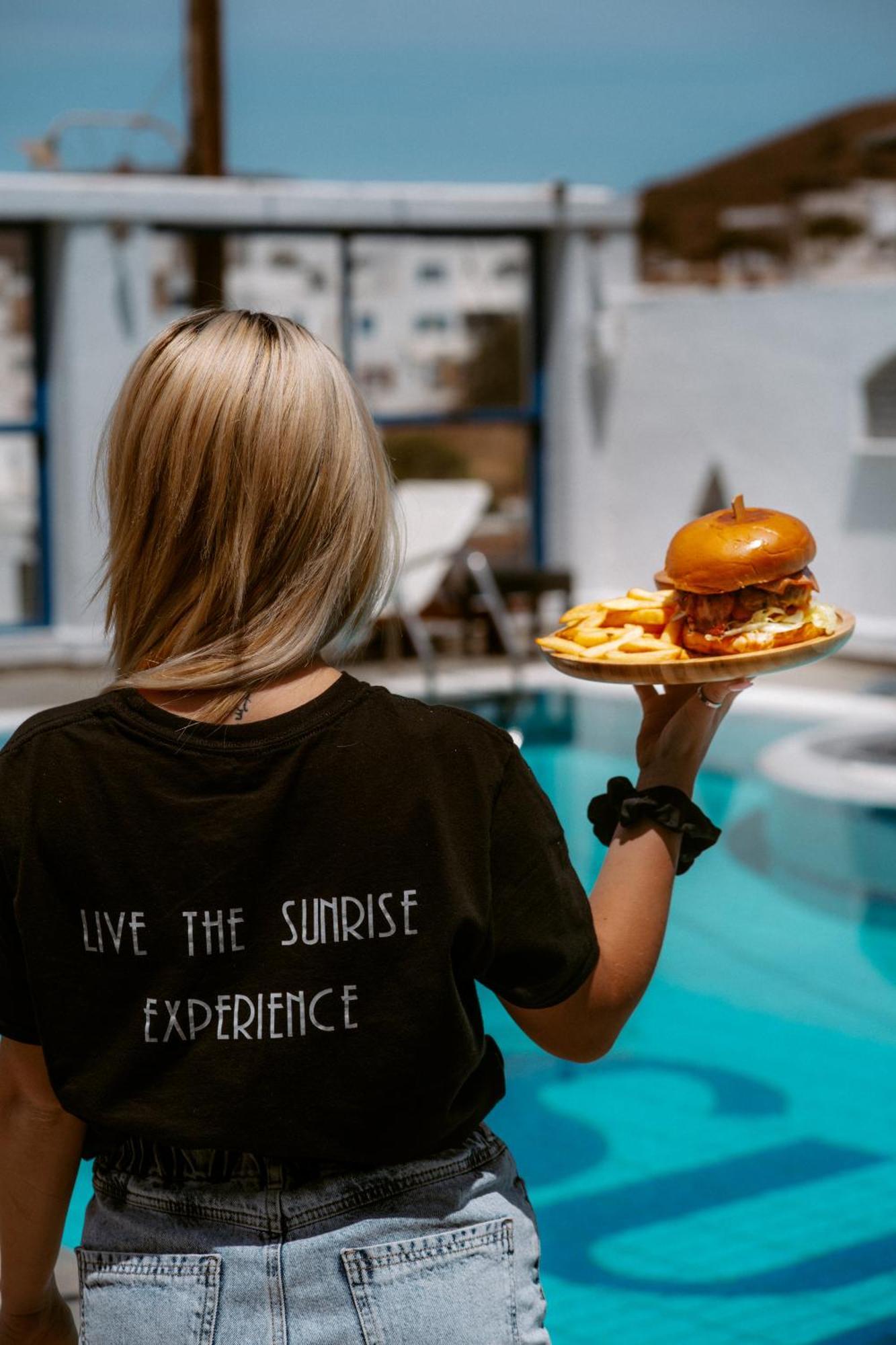 Sunrise Hotel Chora  Luaran gambar