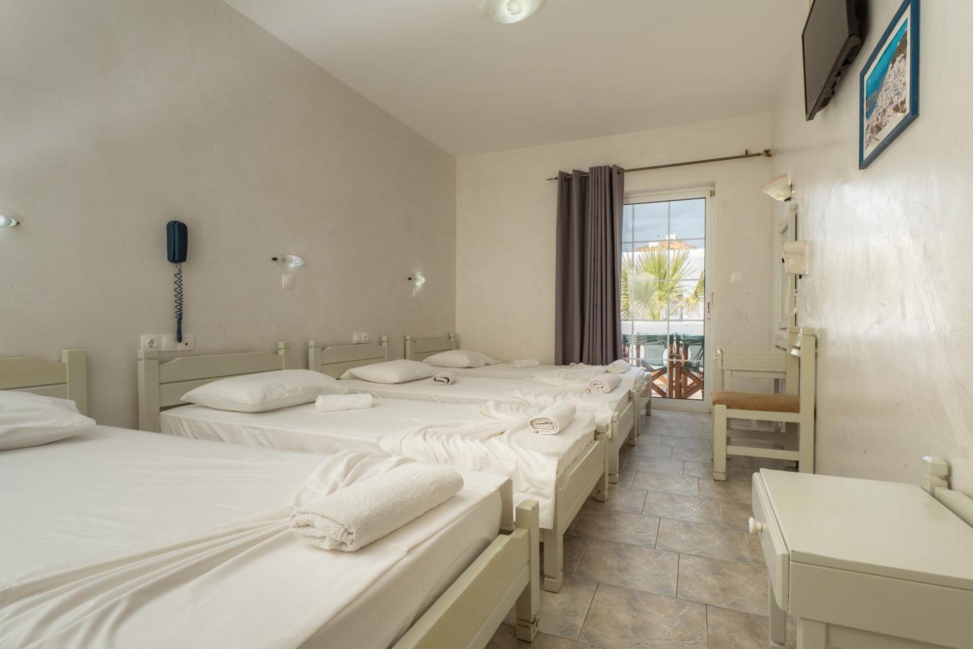 Sunrise Hotel Chora  Luaran gambar